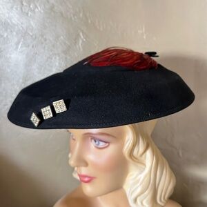DELIGHTFUL 1950s' BLACK FELT CARTWHEEL HAT + RUST FEATHERS & RHINESTONE BUTTONS